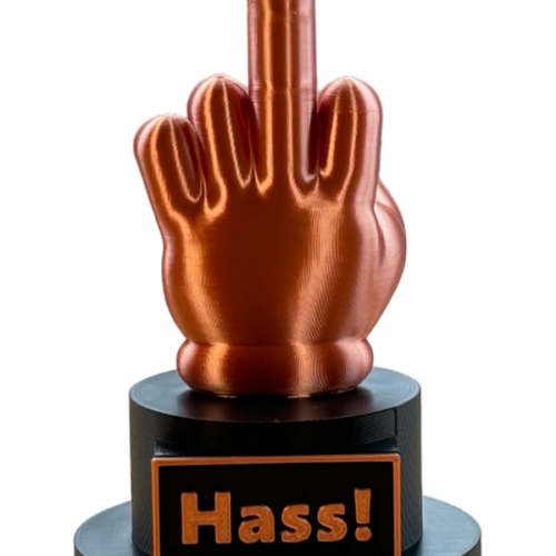 Mittelfinger Statue als Trophäe mit Beschriftungstafel in Farbe Kupfer