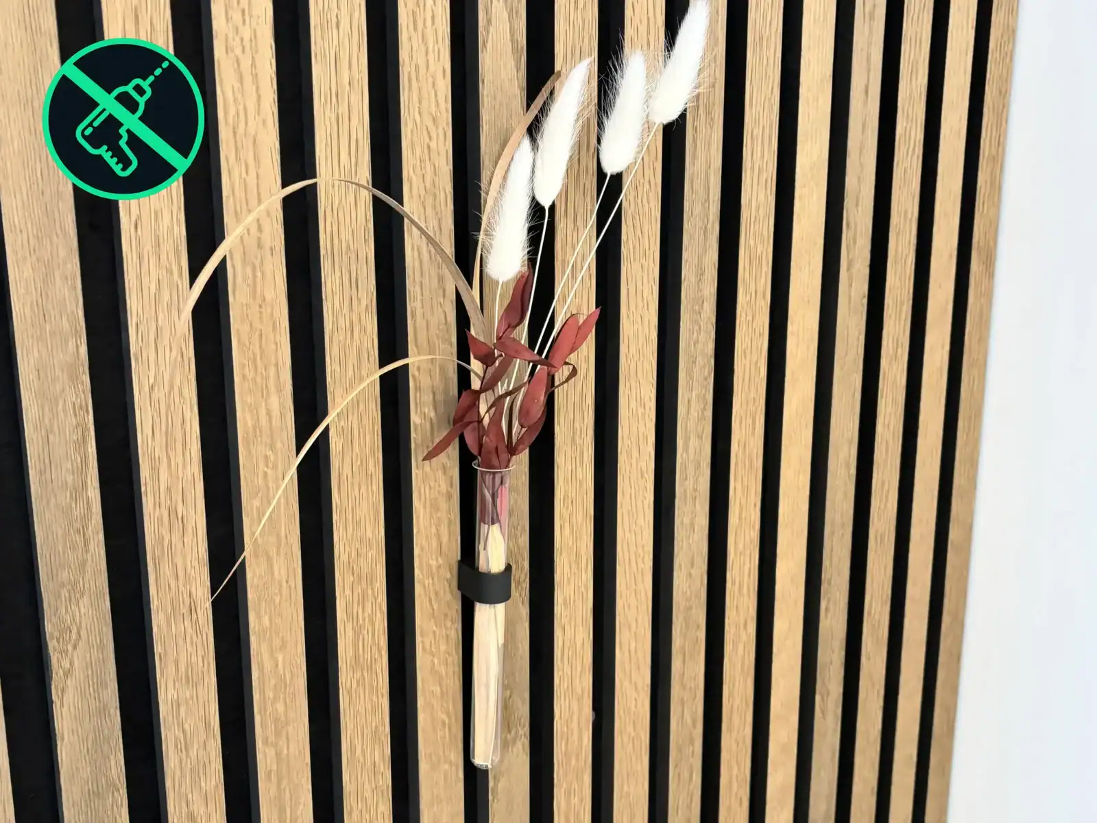 Reagenzglas Vase mit Trockenblumen an Akustikpaneele Wandvase ohne Bohren